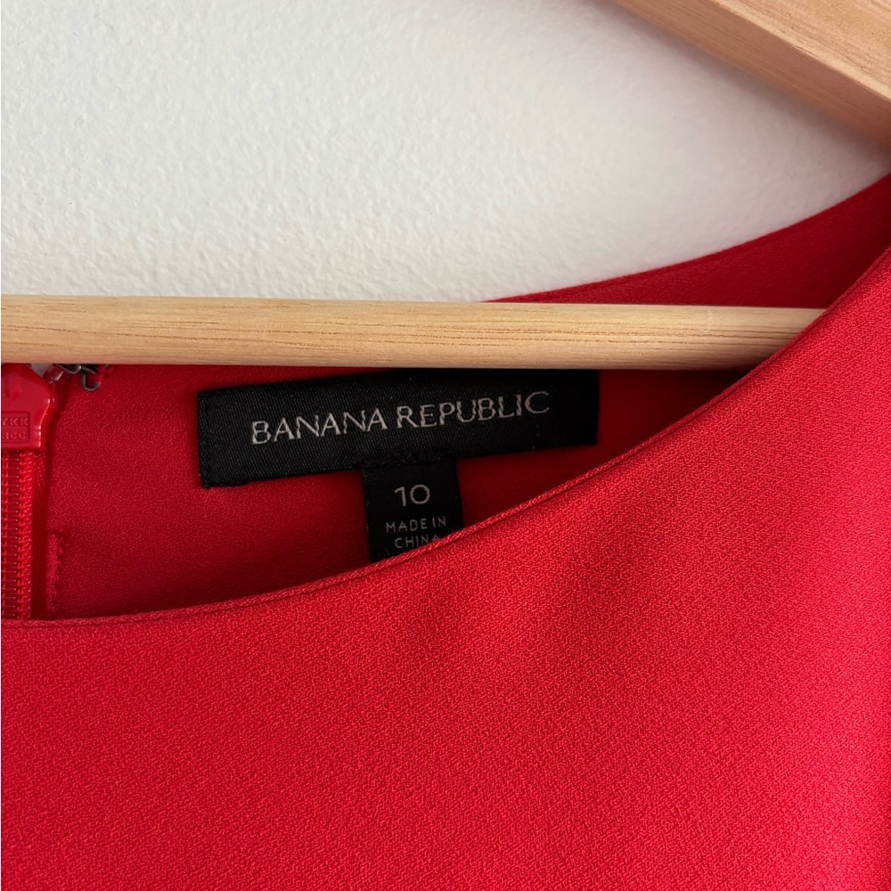 Banana Republic Coral Red Sheath Dress with 3/4 Flutter Sleeves - Picture 2 of 10